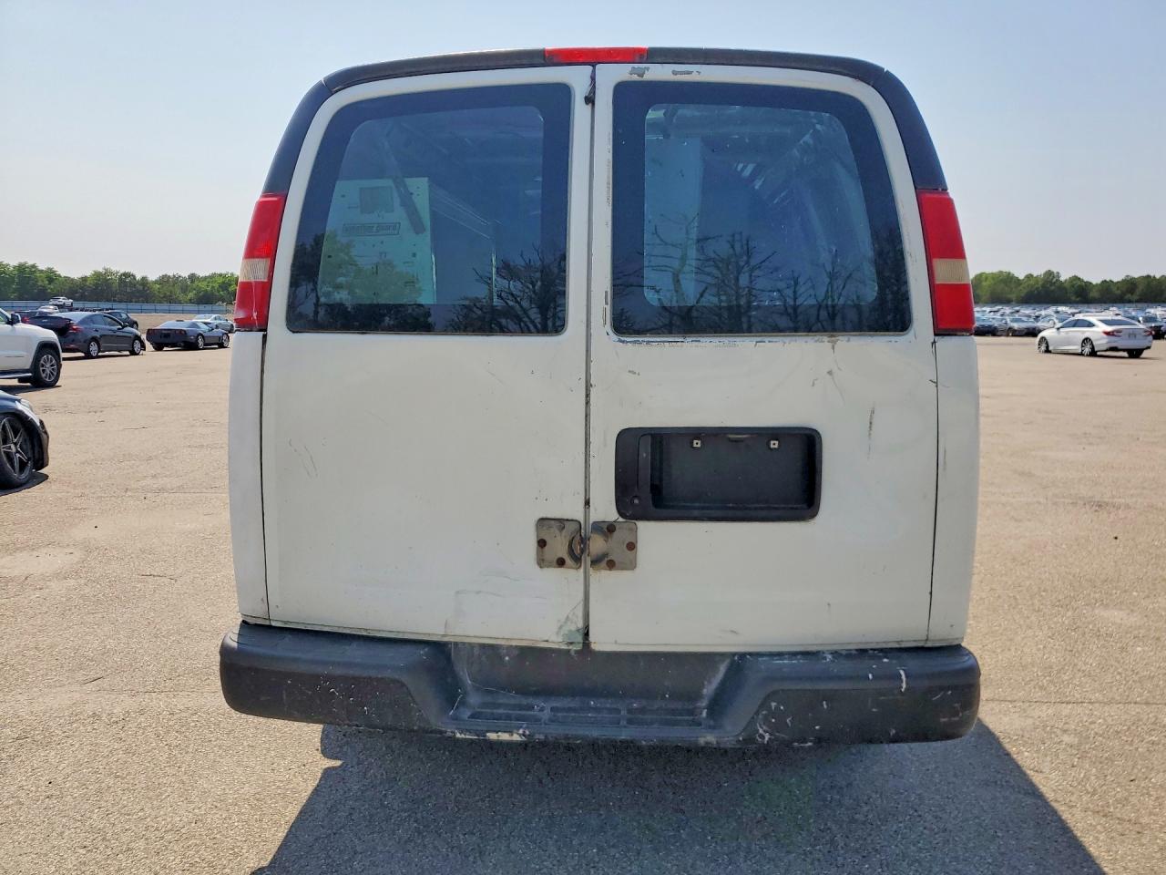 2008 CHEVROLET EXPRESS