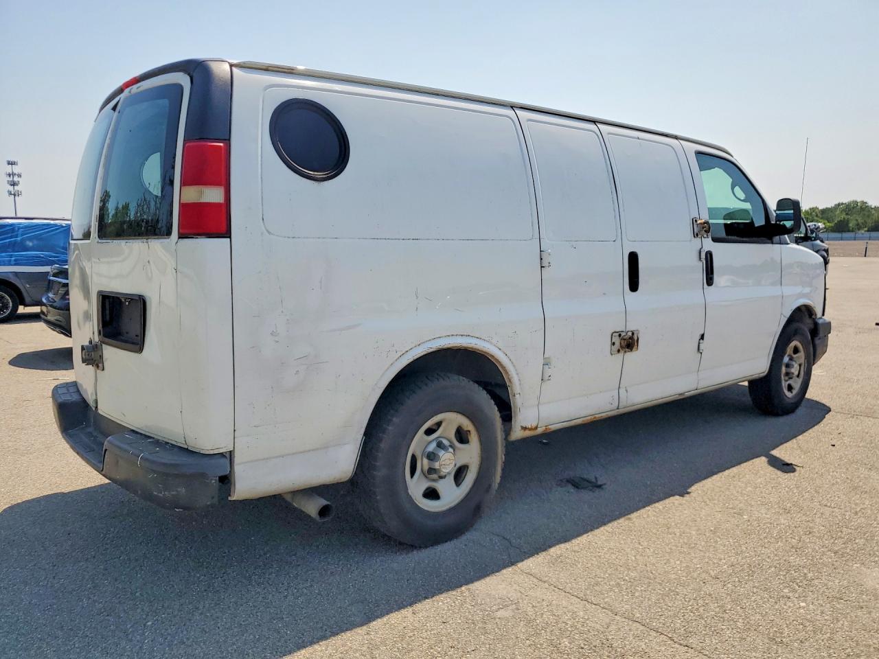 2008 CHEVROLET EXPRESS