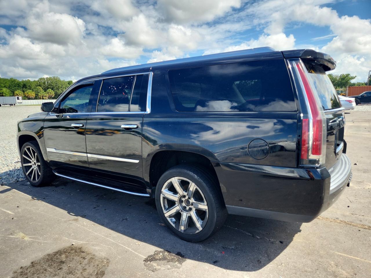 2015 CADILLAC ESCALADE