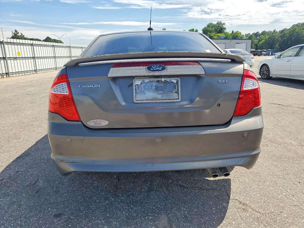 2011 FORD FUSION