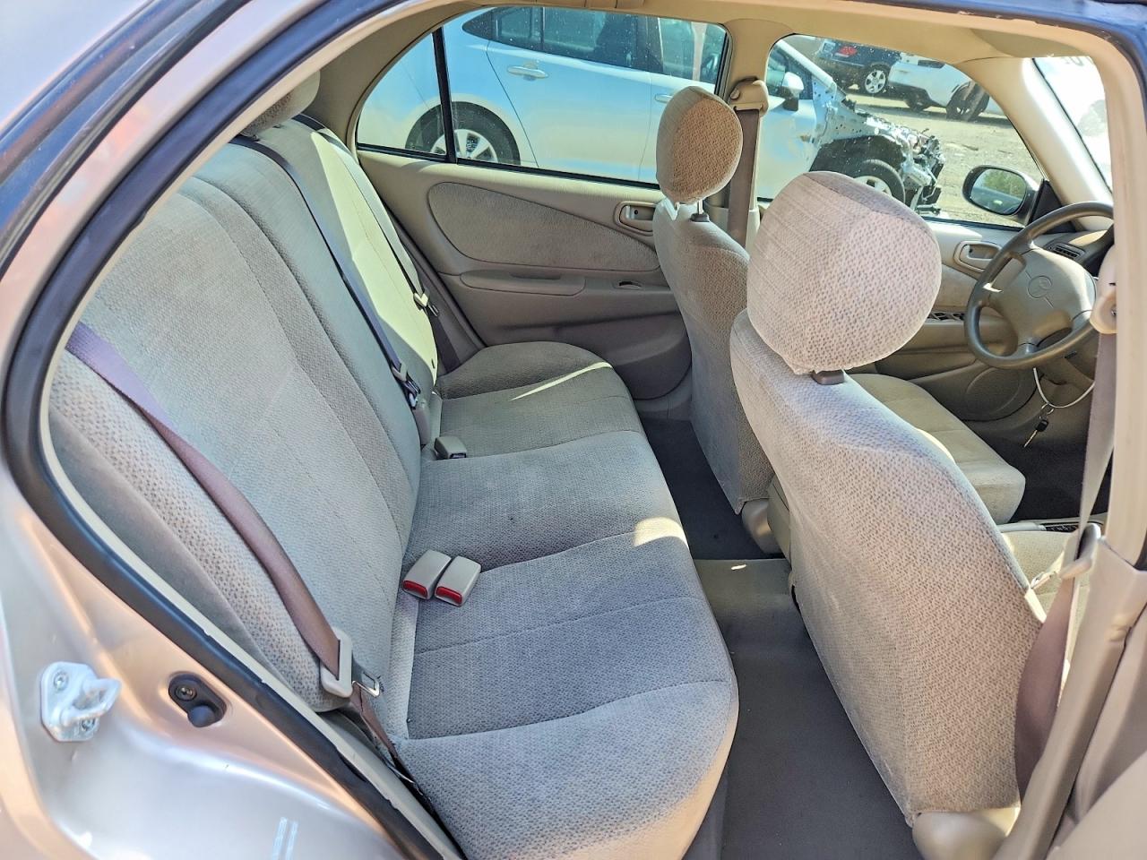 2001 TOYOTA COROLLA