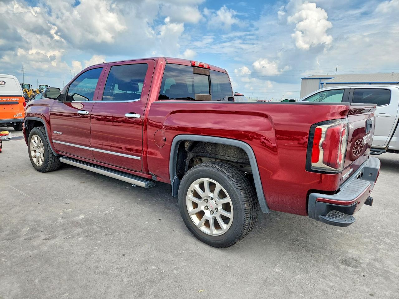 2016 GMC SIERRA