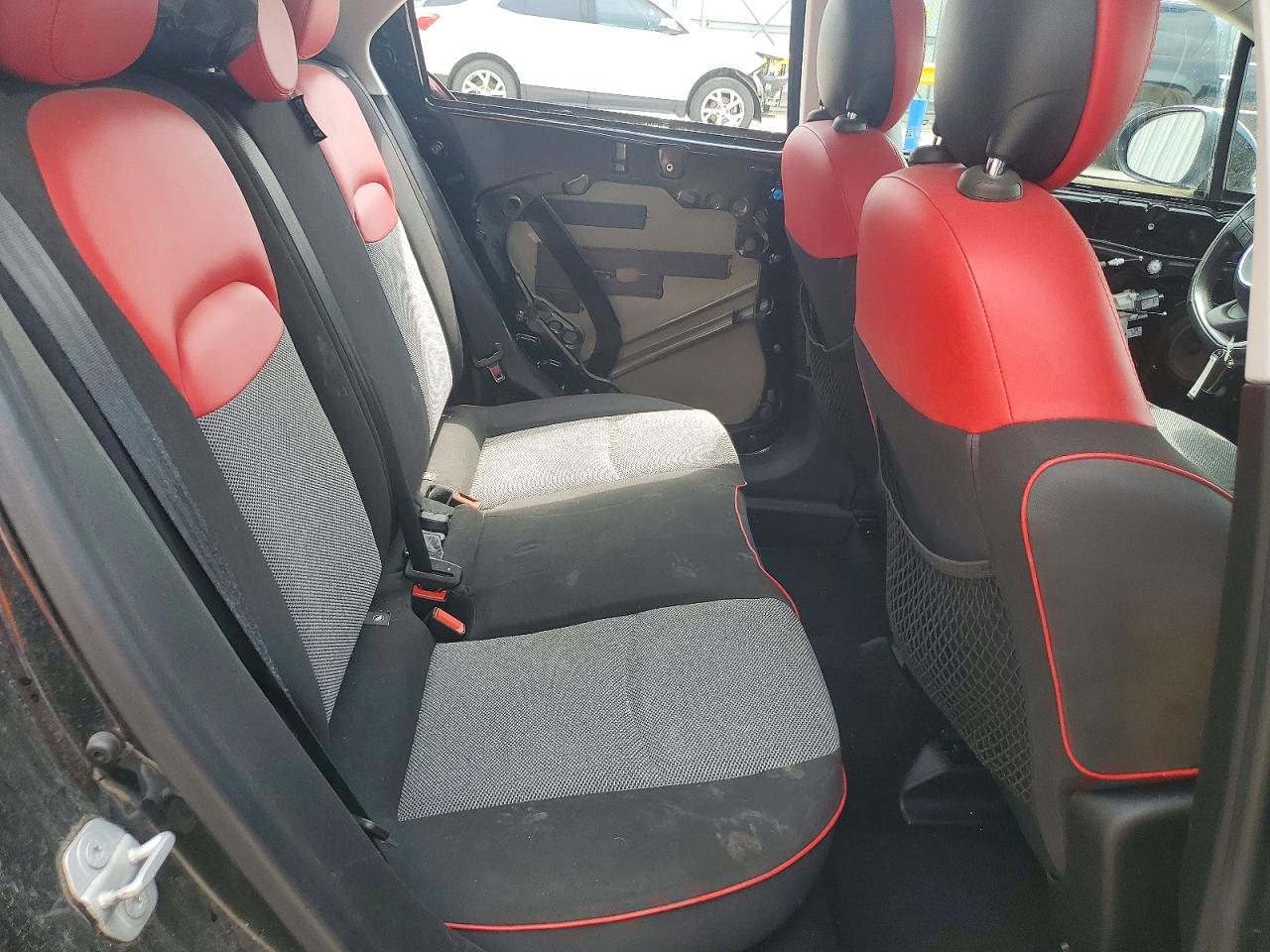 2016 FIAT 500