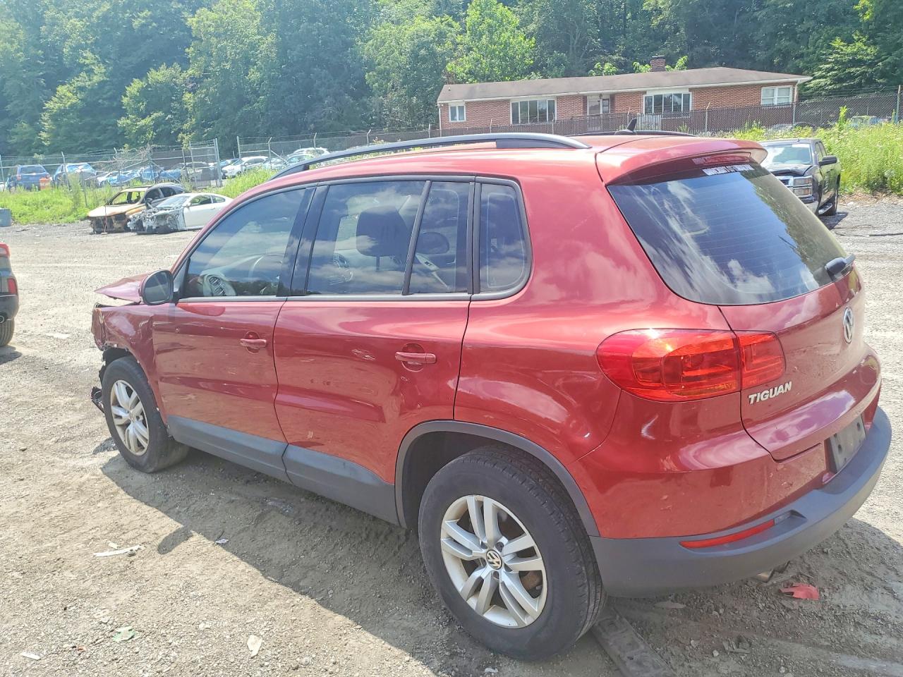 2016 VOLKSWAGEN TIGUAN
