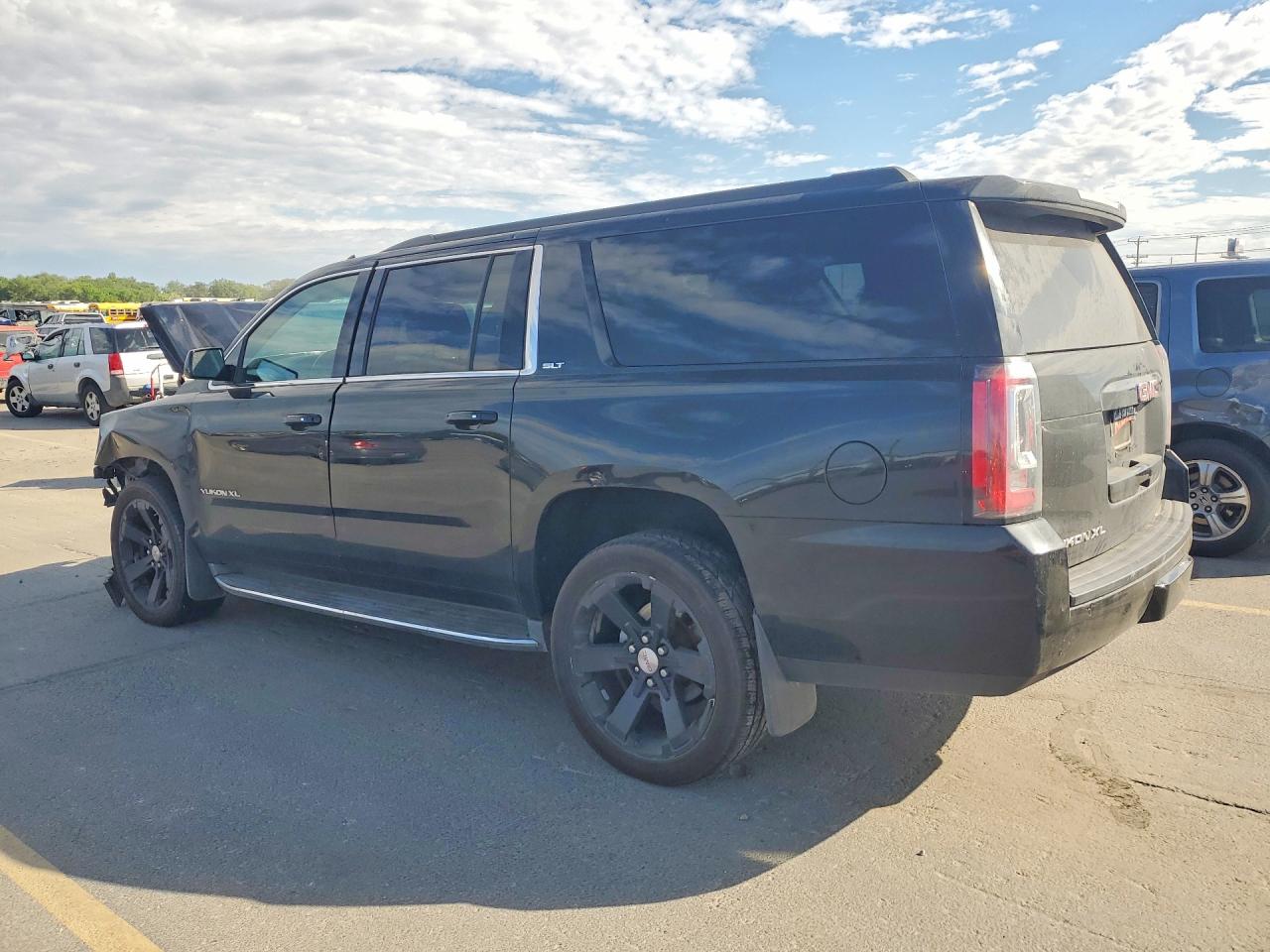 2016 GMC YUKON