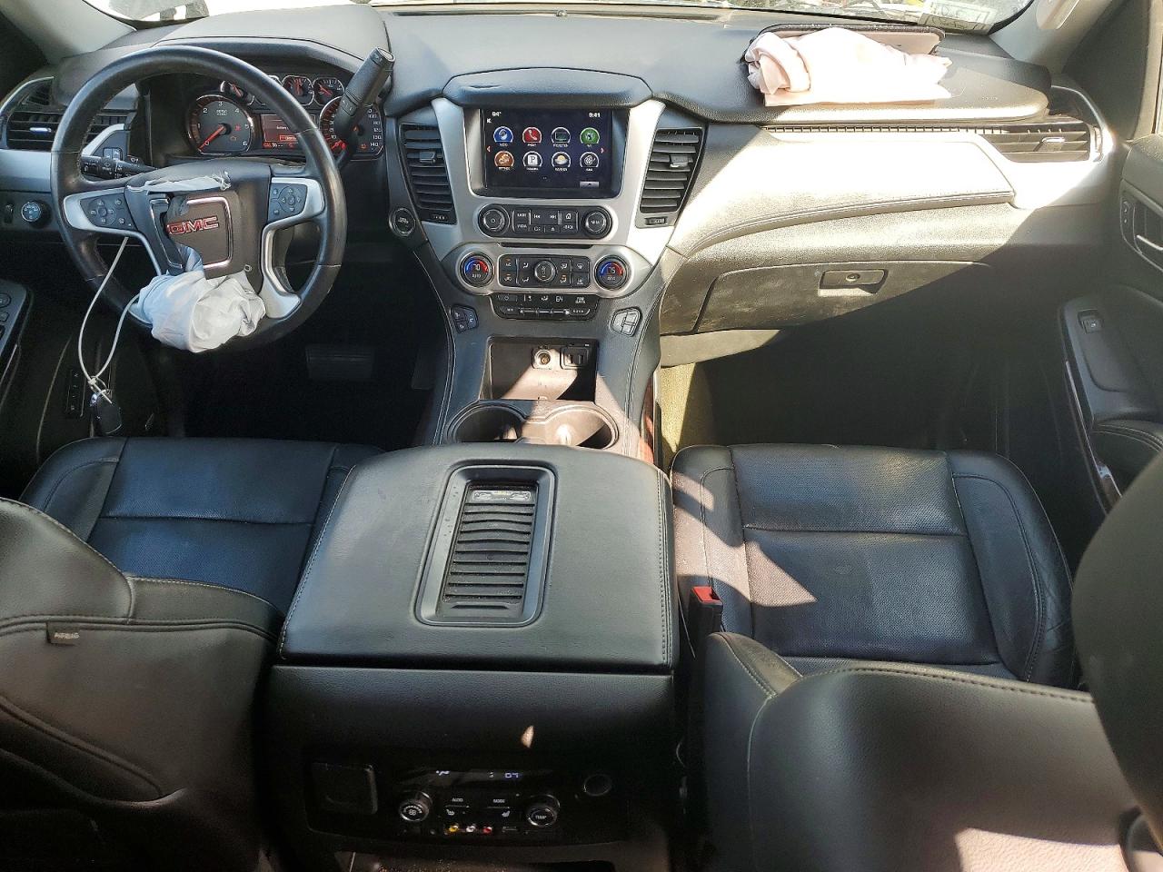 2016 GMC YUKON