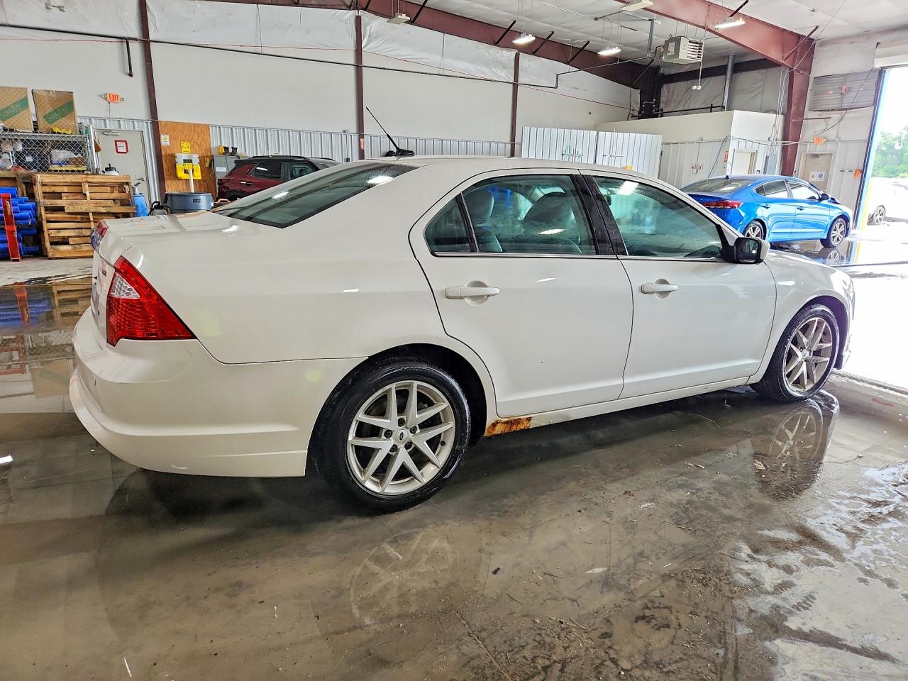 2010 FORD FUSION