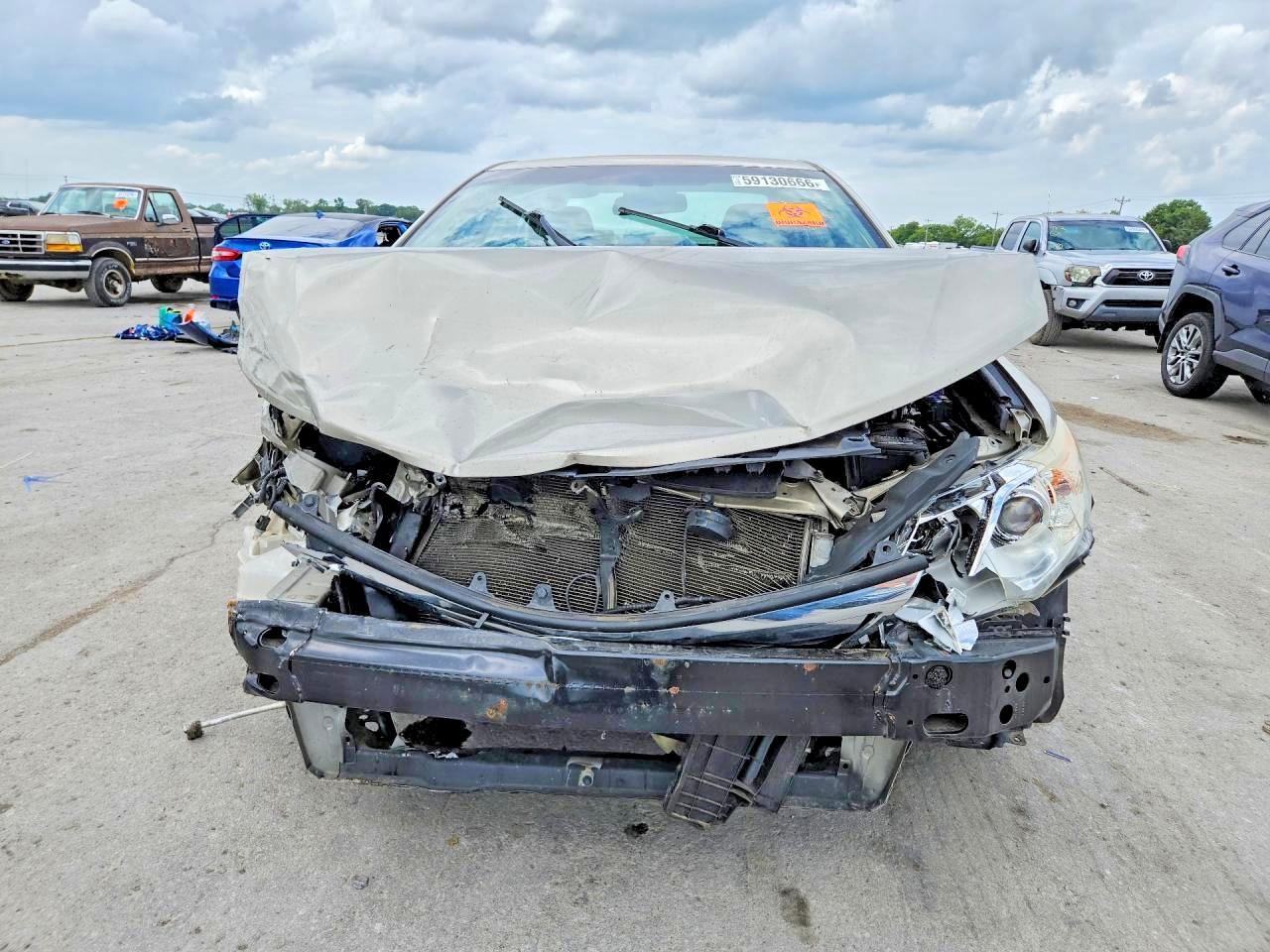 2014 TOYOTA CAMRY