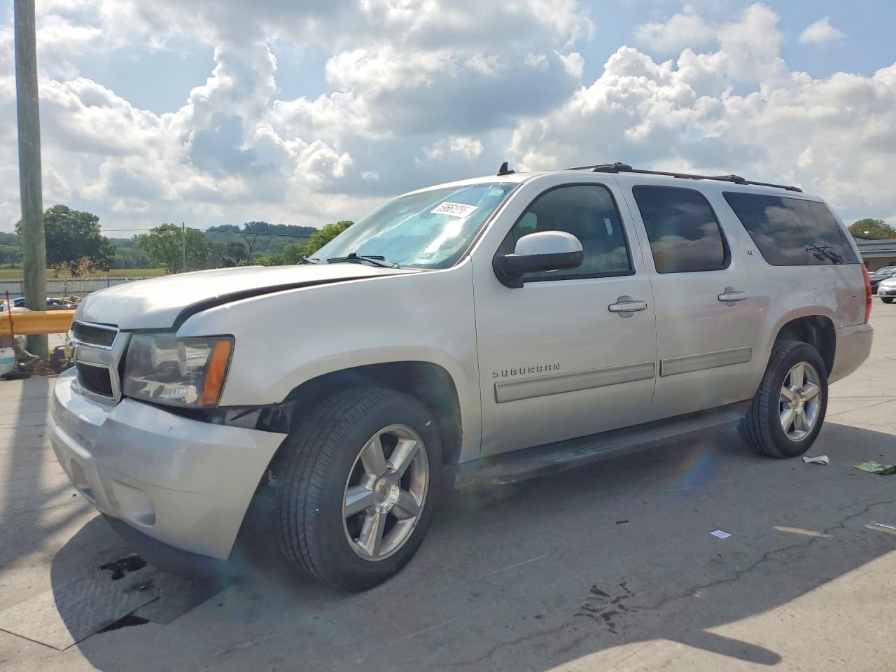 2011 CHEVROLET SUBURBAN