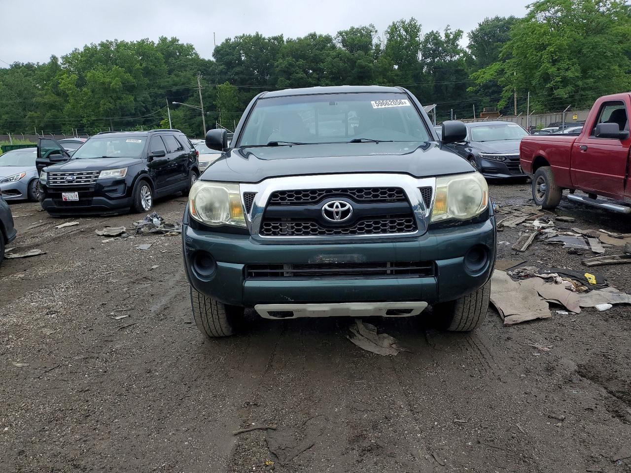 2011 TOYOTA TACOMA