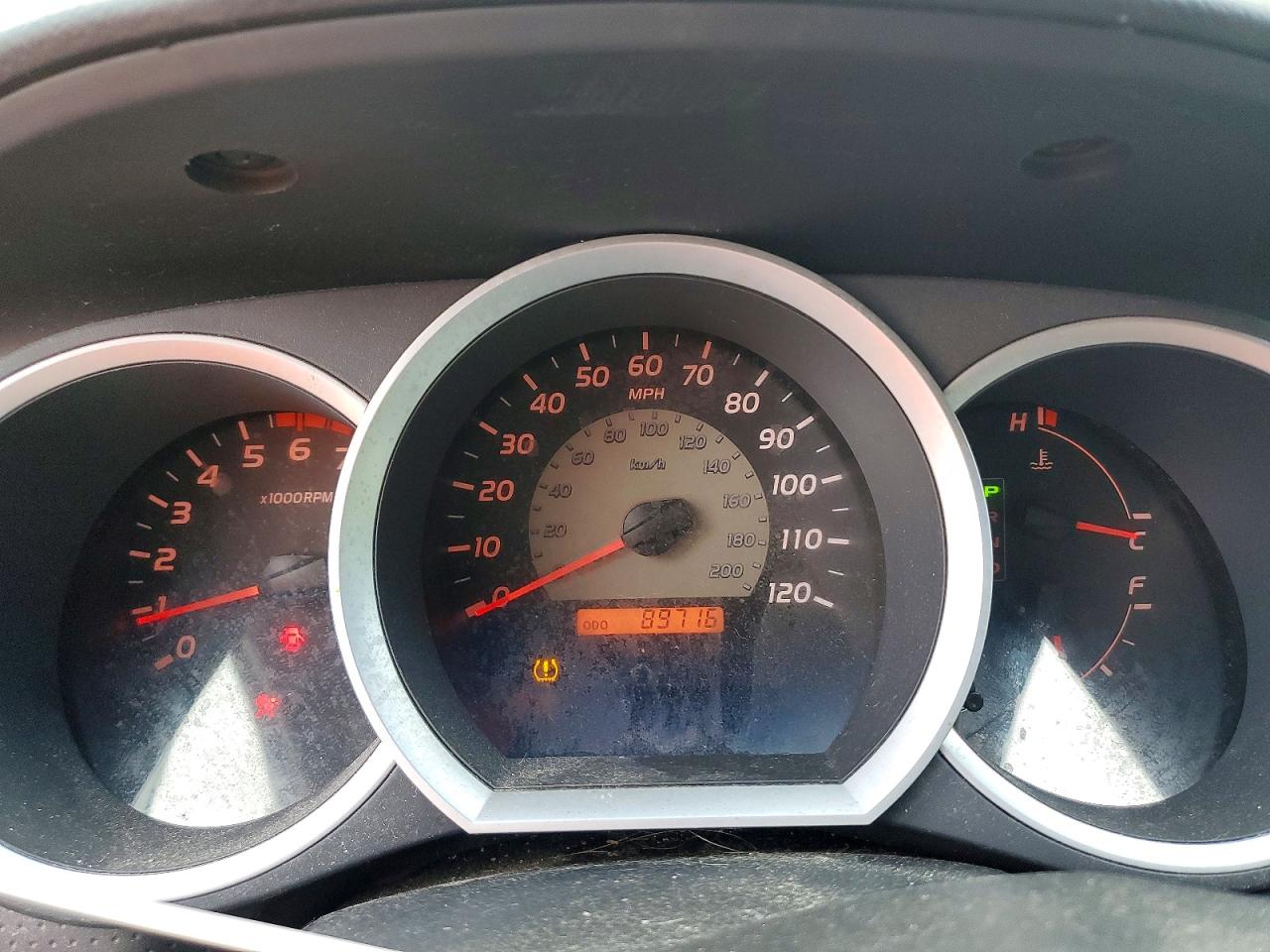 2011 TOYOTA TACOMA