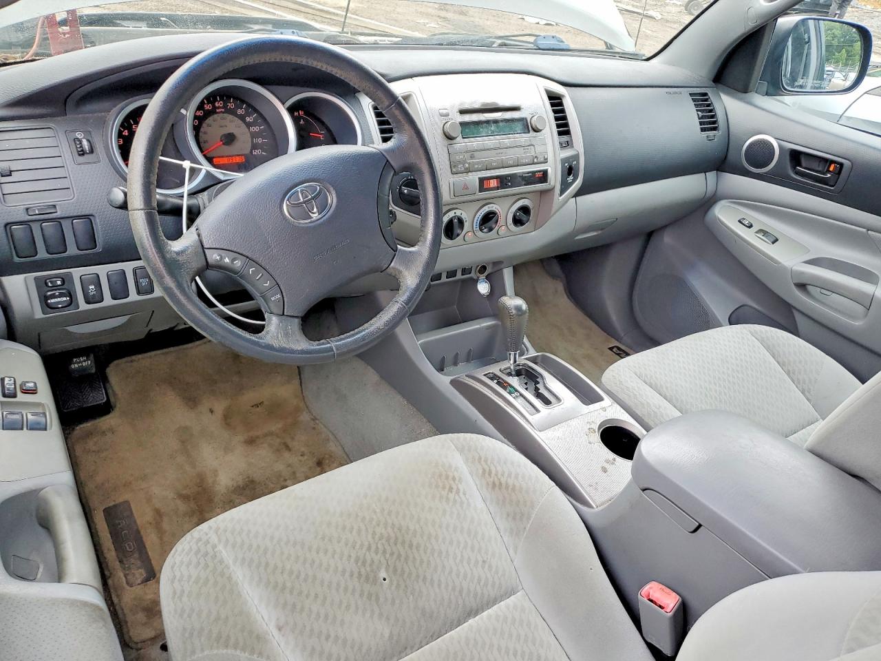 2011 TOYOTA TACOMA