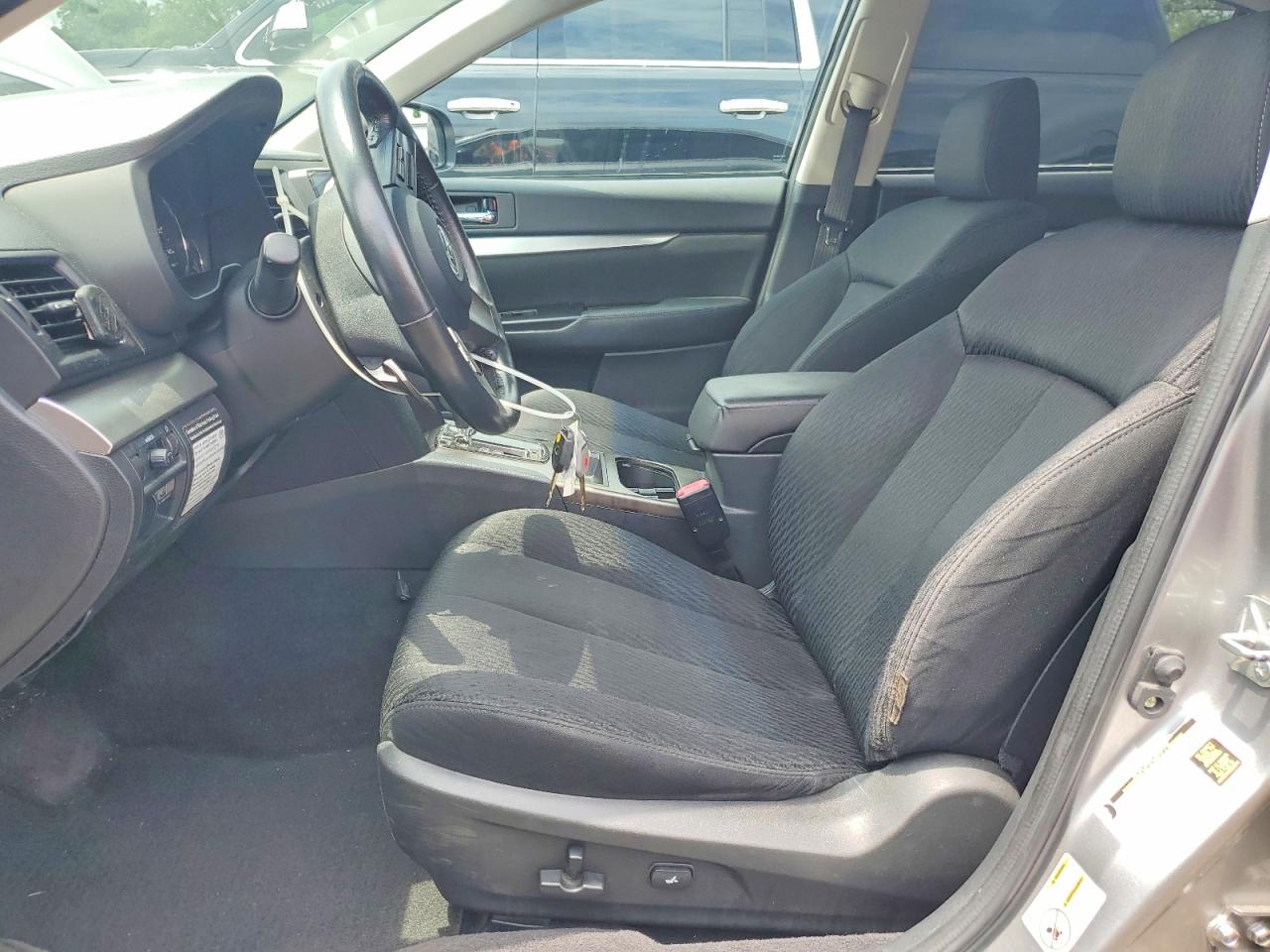 2010 SUBARU LEGACY
