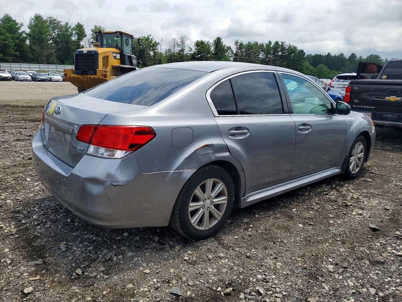 2010 SUBARU LEGACY