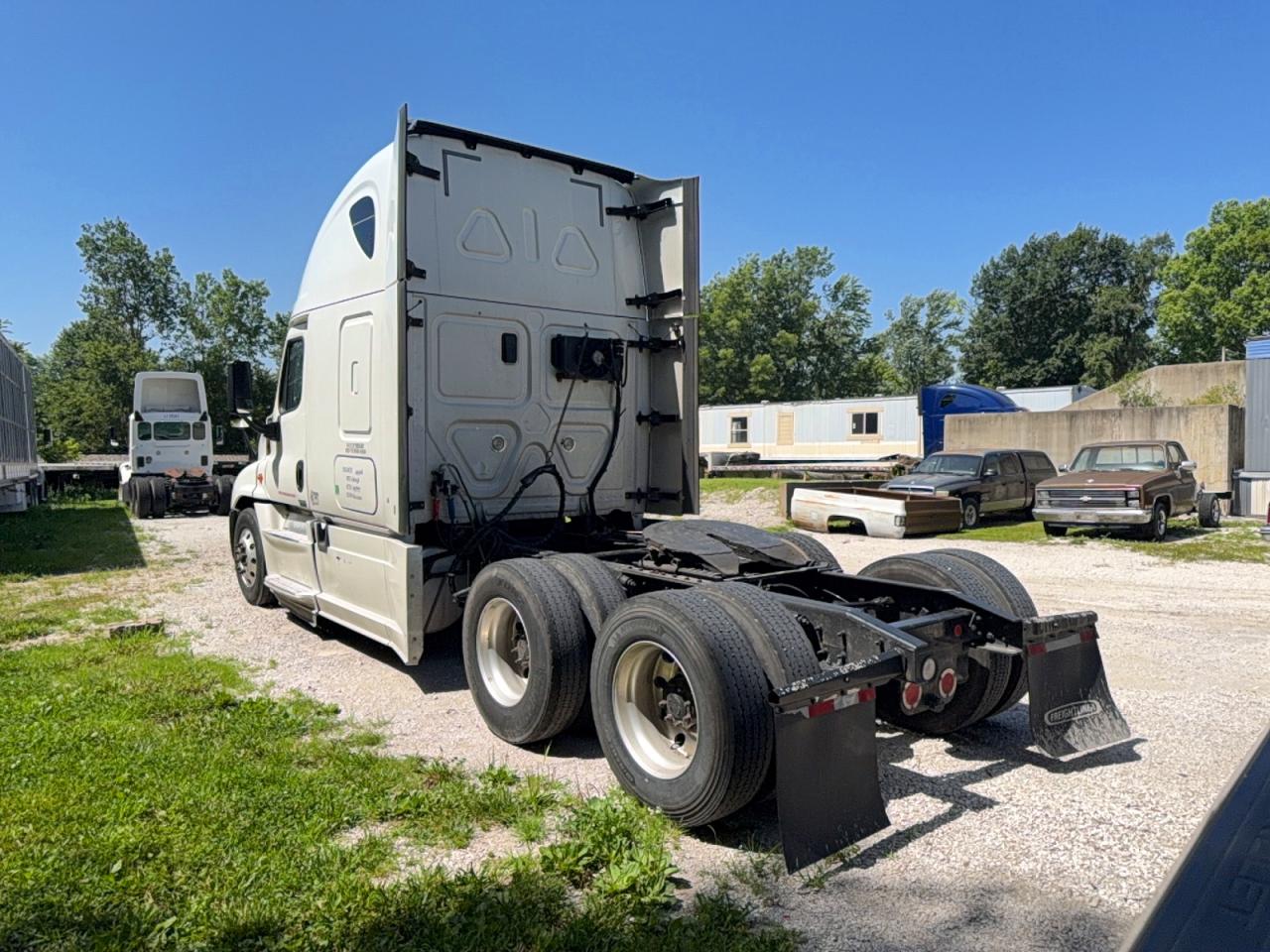 2017 FREIGHTLINER ALL OTHER