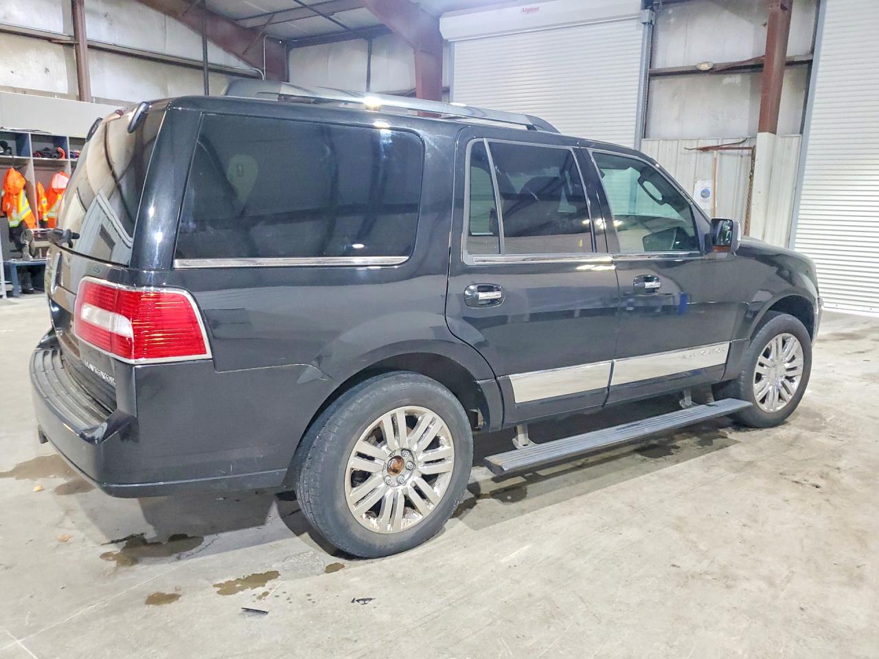 2010 LINCOLN NAVIGATOR