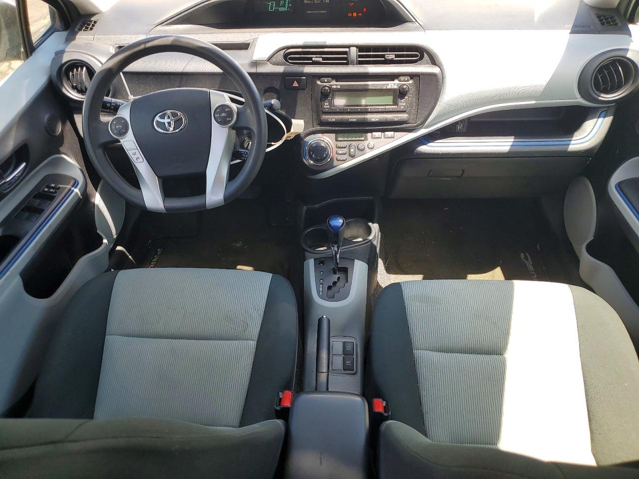 2012 TOYOTA PRIUS