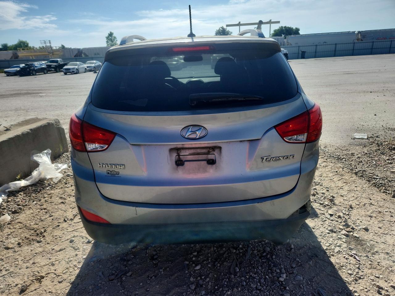 2011 HYUNDAI TUCSON