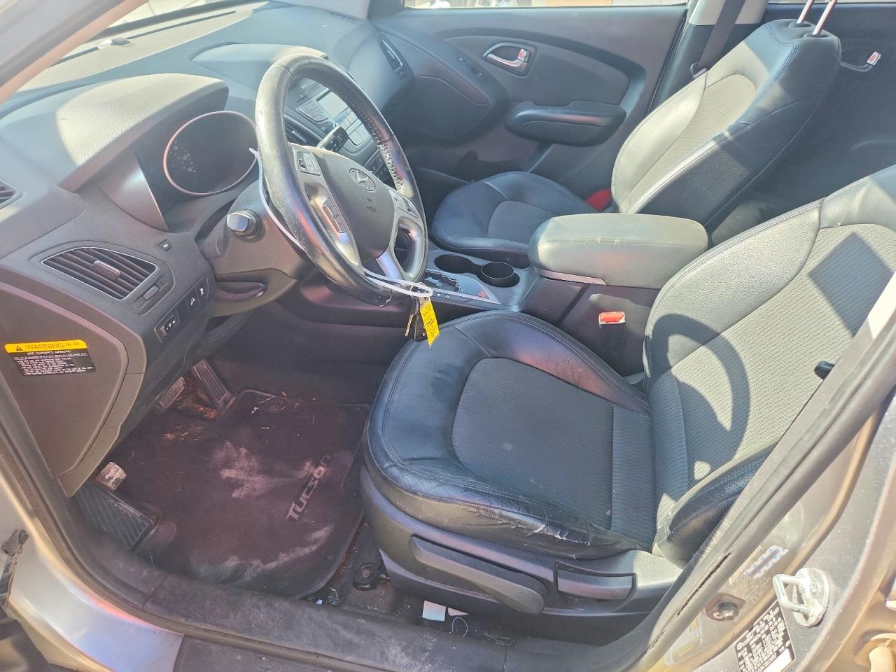 2011 HYUNDAI TUCSON