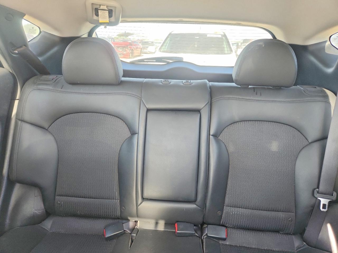 2011 HYUNDAI TUCSON