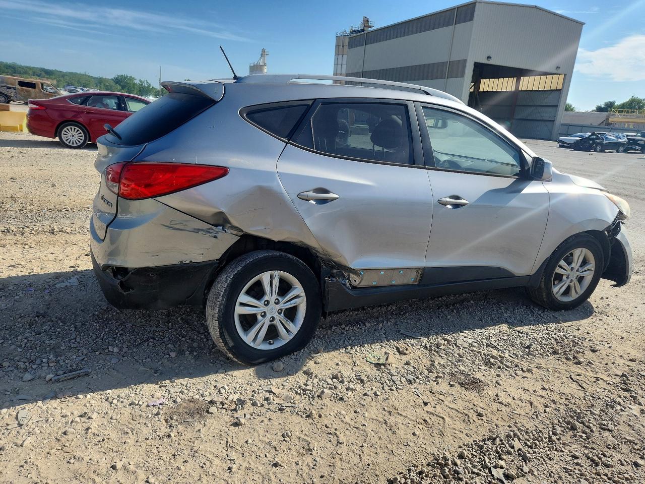 2011 HYUNDAI TUCSON
