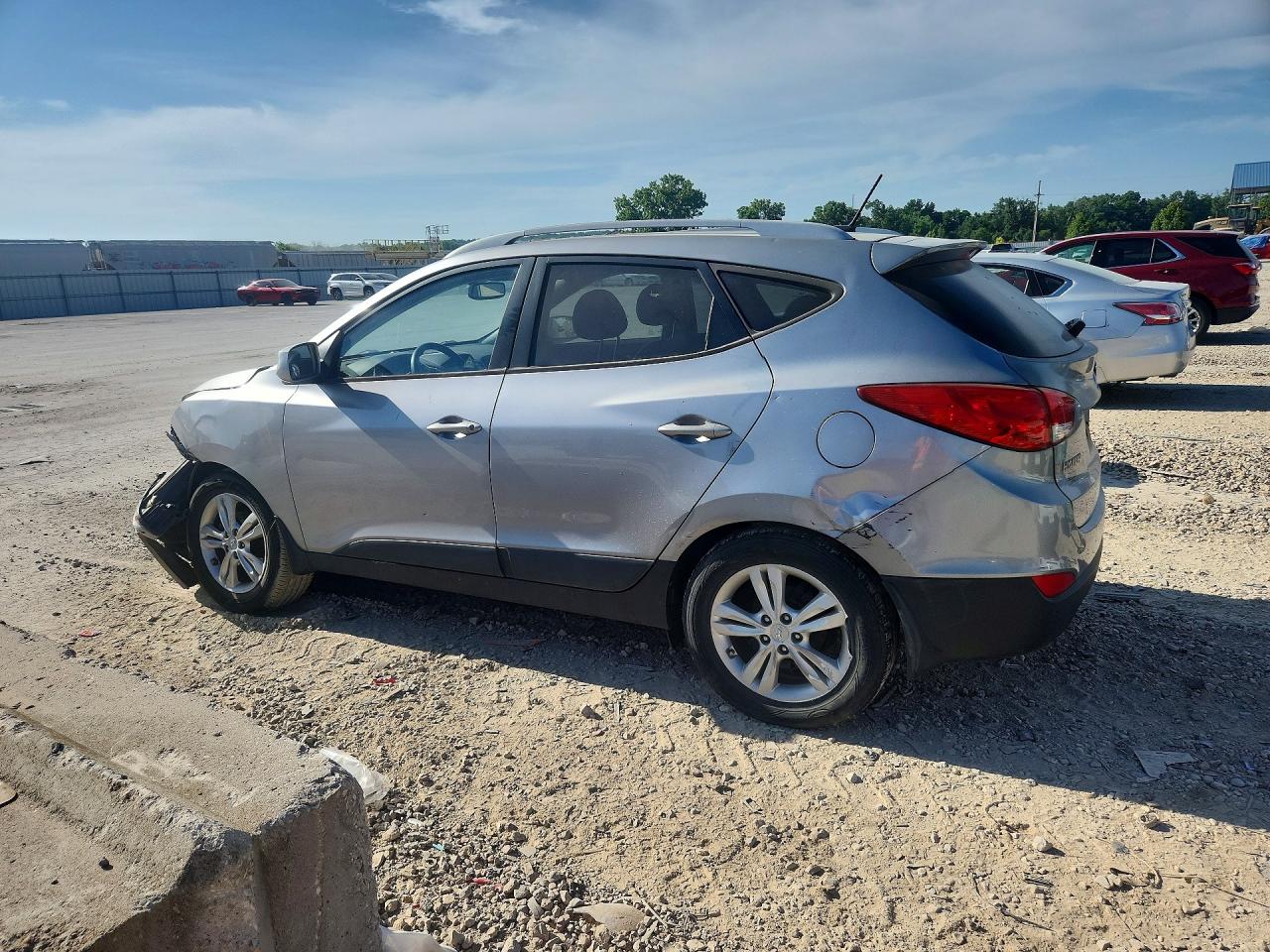 2011 HYUNDAI TUCSON