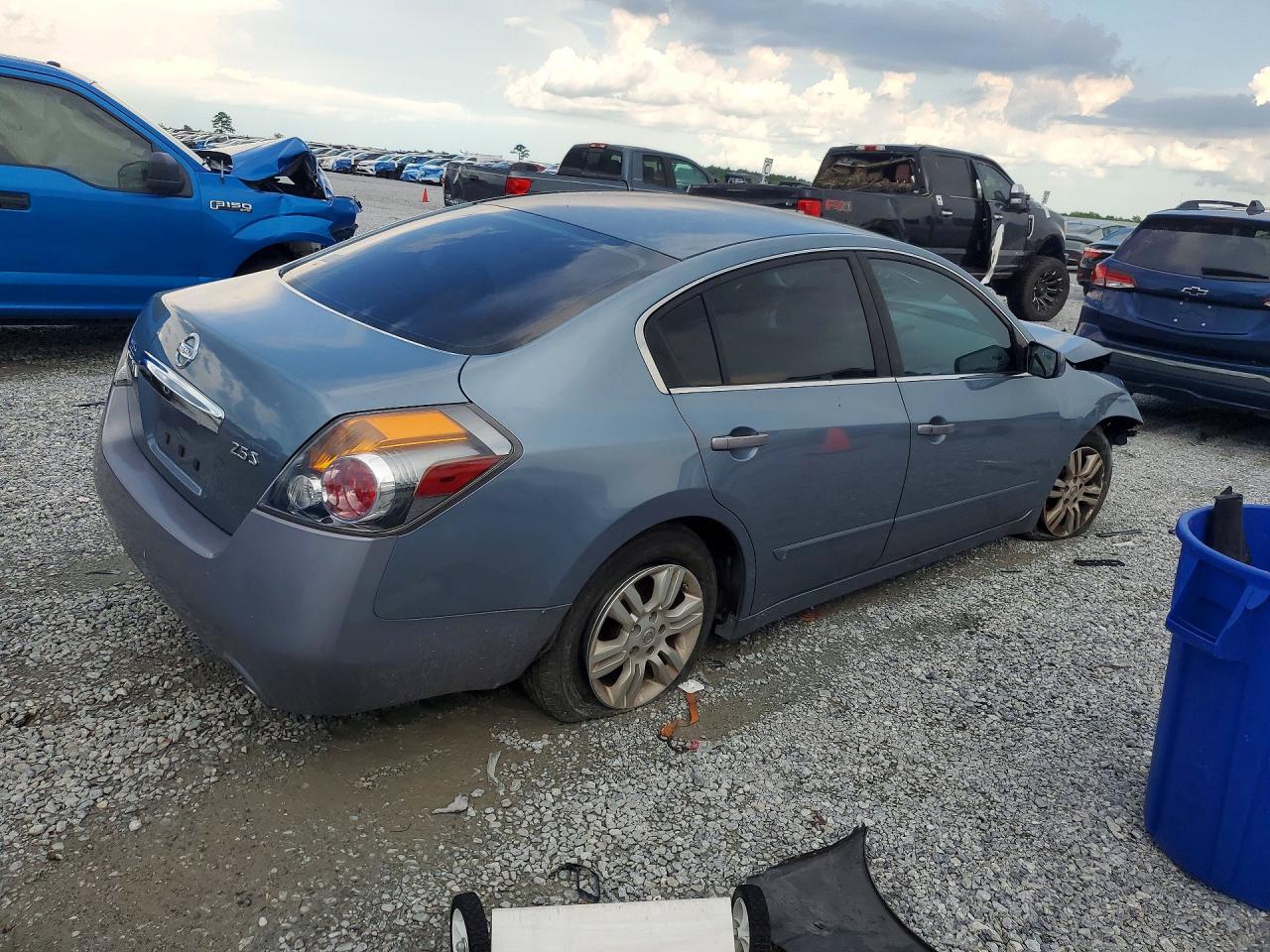 2012 NISSAN ALTIMA