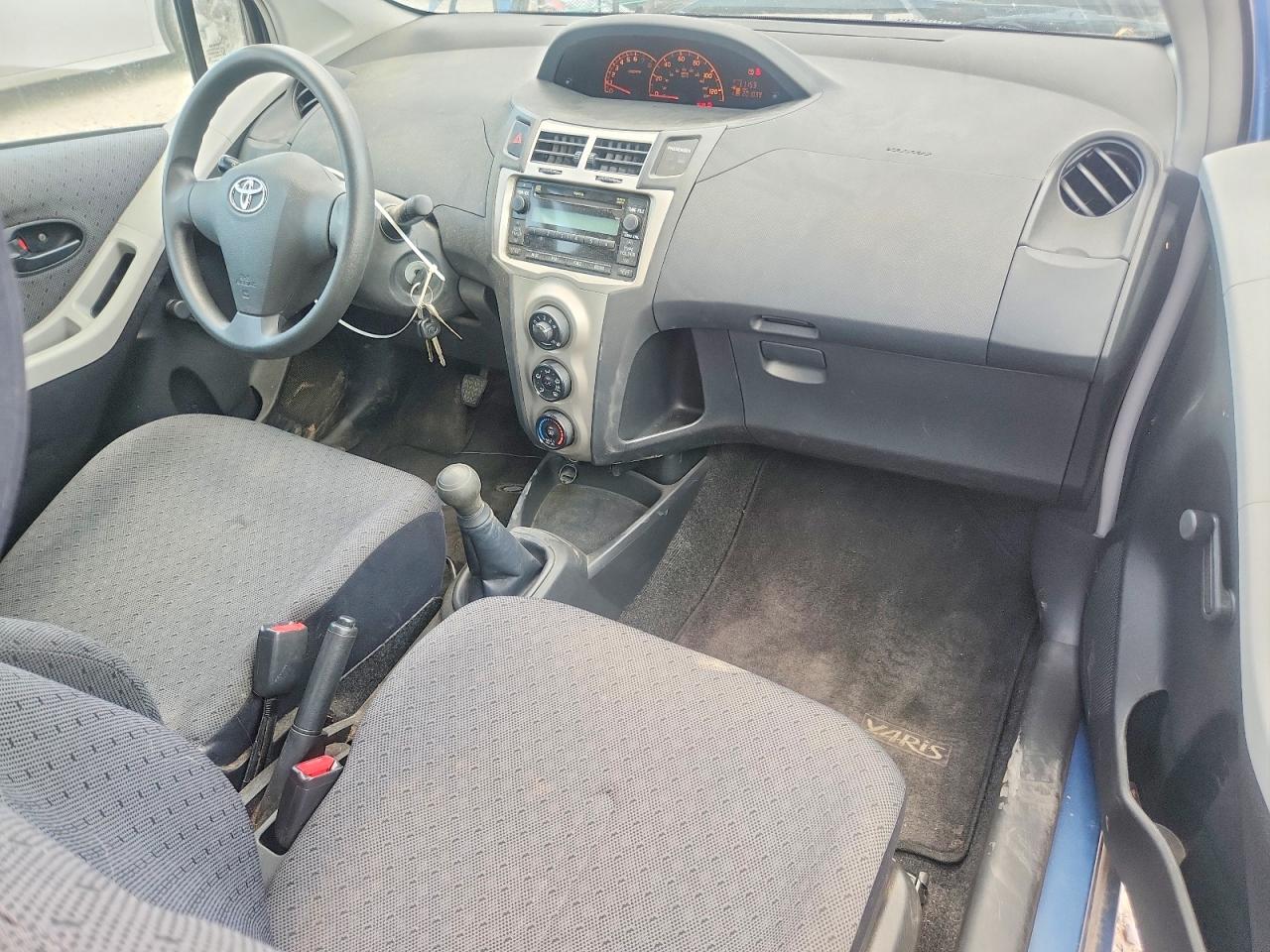 2010 TOYOTA YARIS