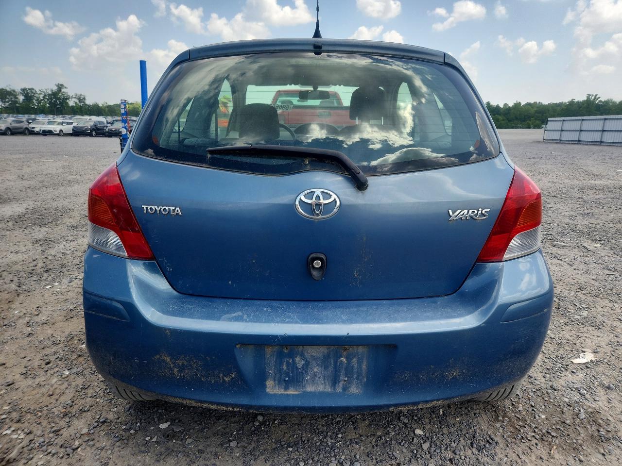 2010 TOYOTA YARIS
