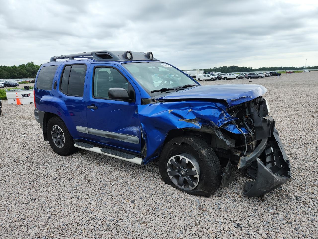 2015 NISSAN XTERRA