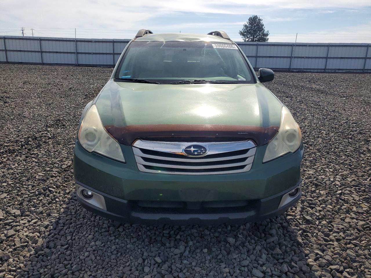 2011 SUBARU OUTBACK