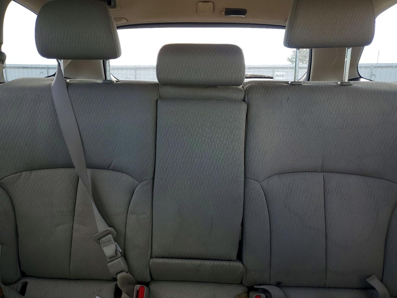 2011 SUBARU OUTBACK
