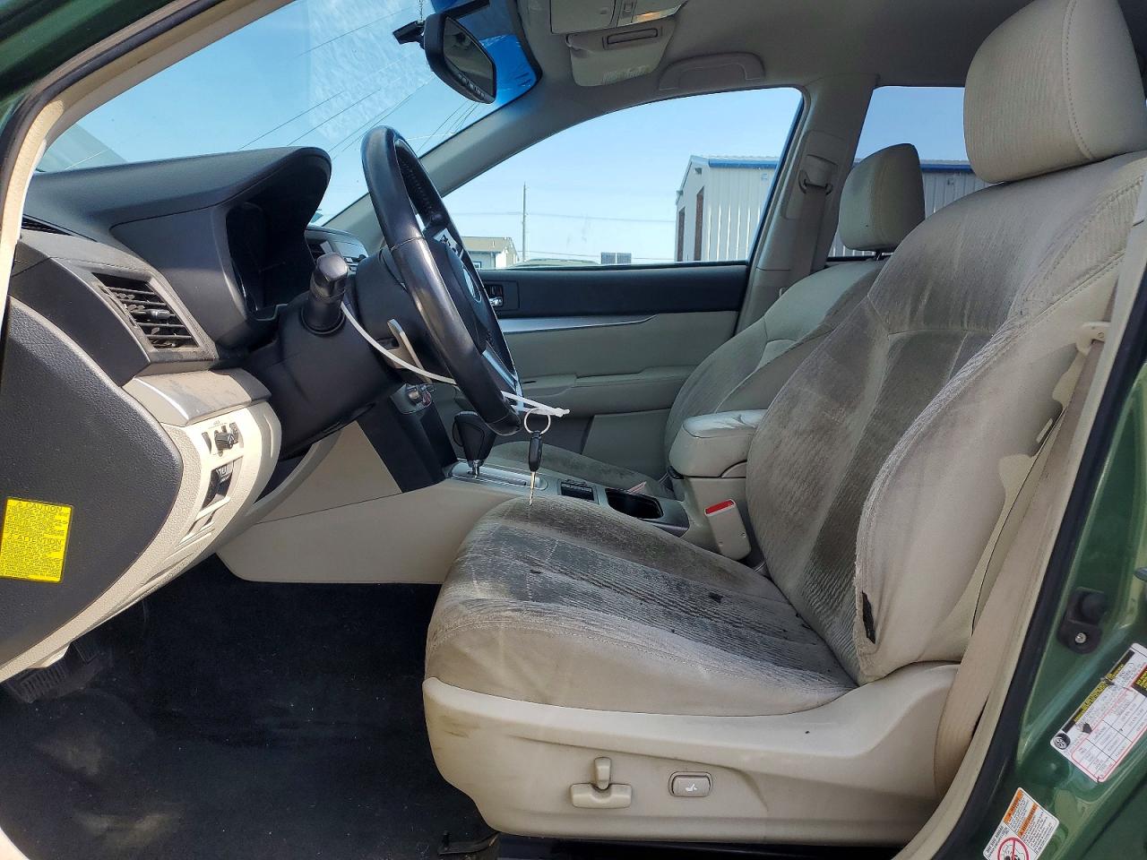 2011 SUBARU OUTBACK