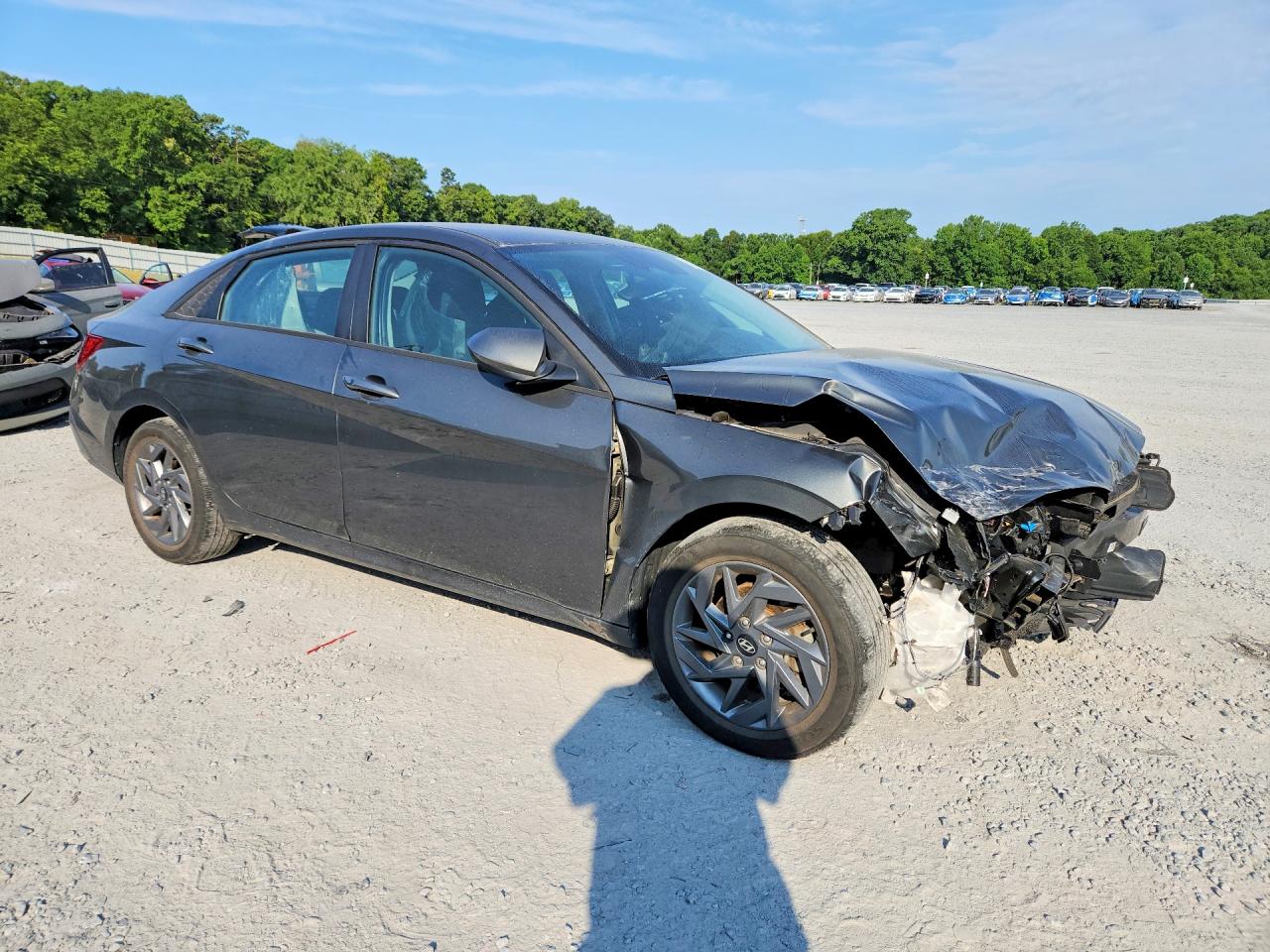 2024 HYUNDAI ELANTRA