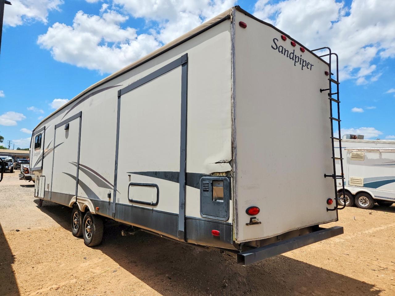 2016 SANDPIPER TRAILER