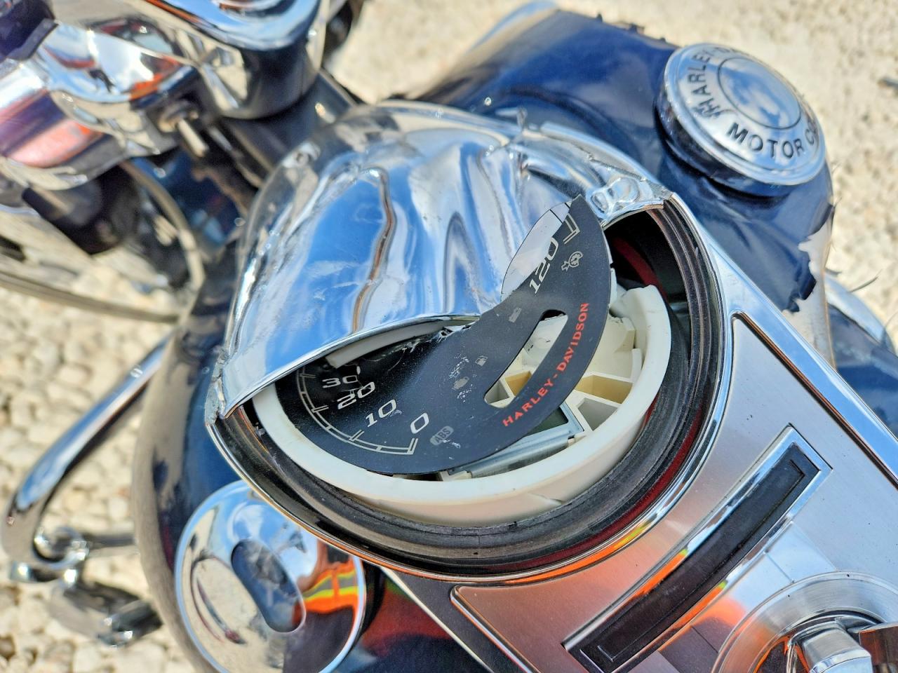 2016 HARLEY-DAVIDSON FL