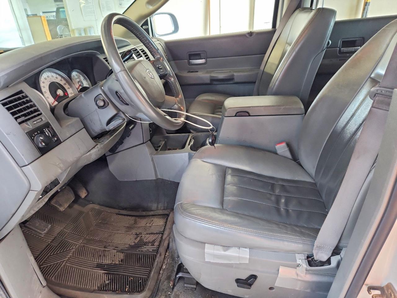 2004 DODGE DURANGO