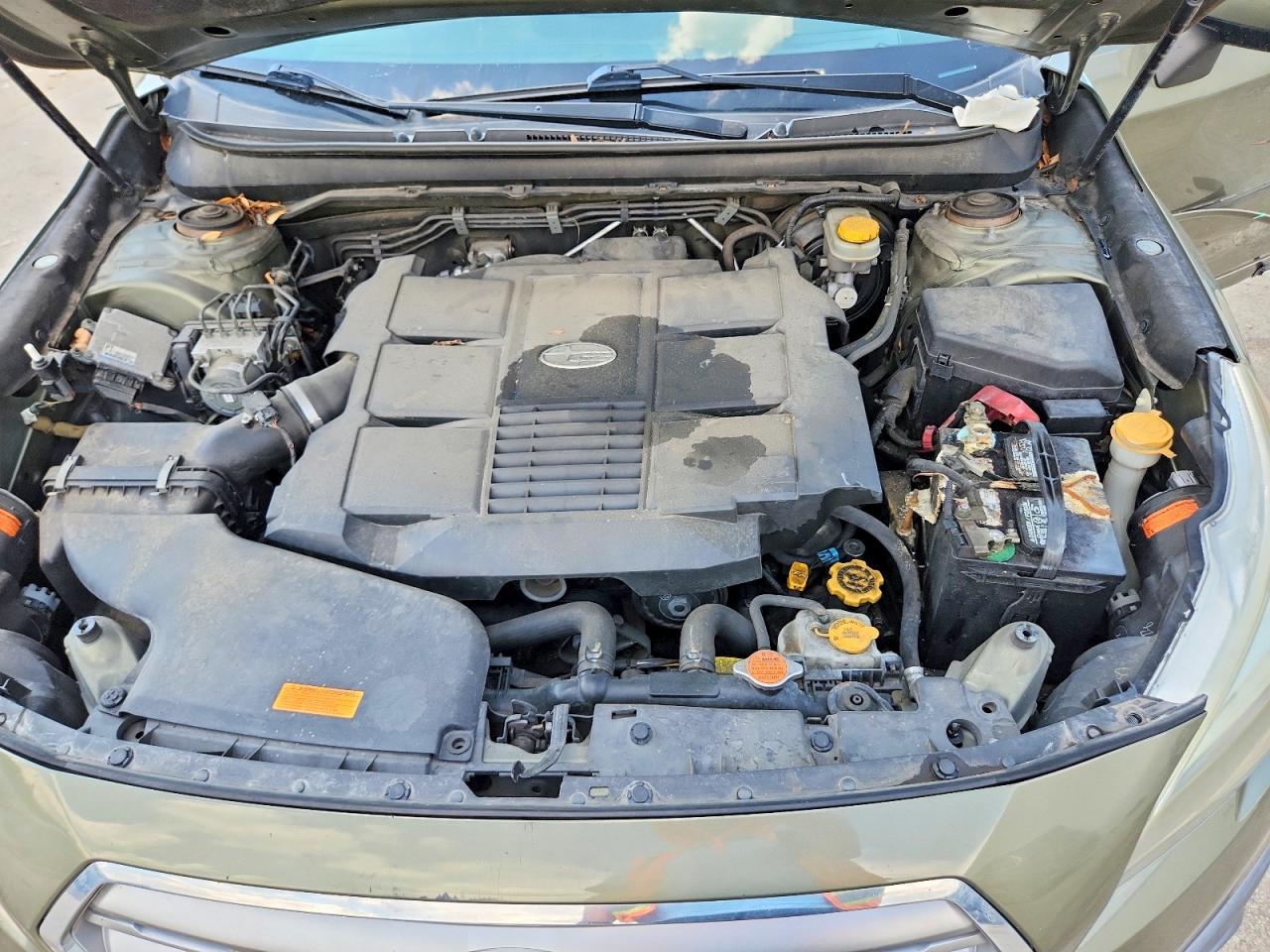 2015 SUBARU OUTBACK