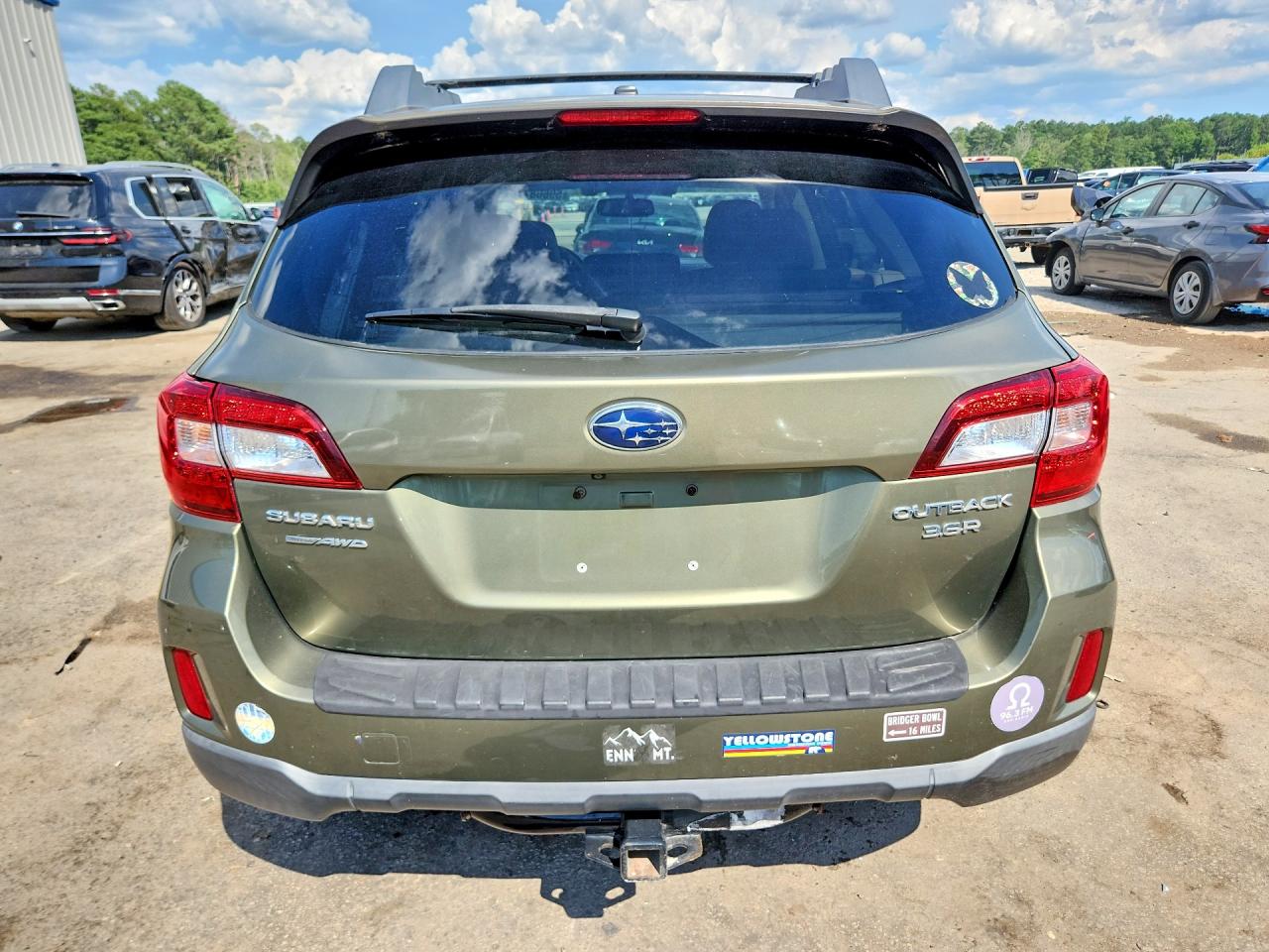 2015 SUBARU OUTBACK