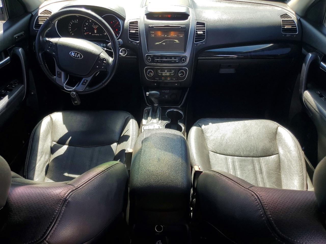 2015 KIA SORENTO