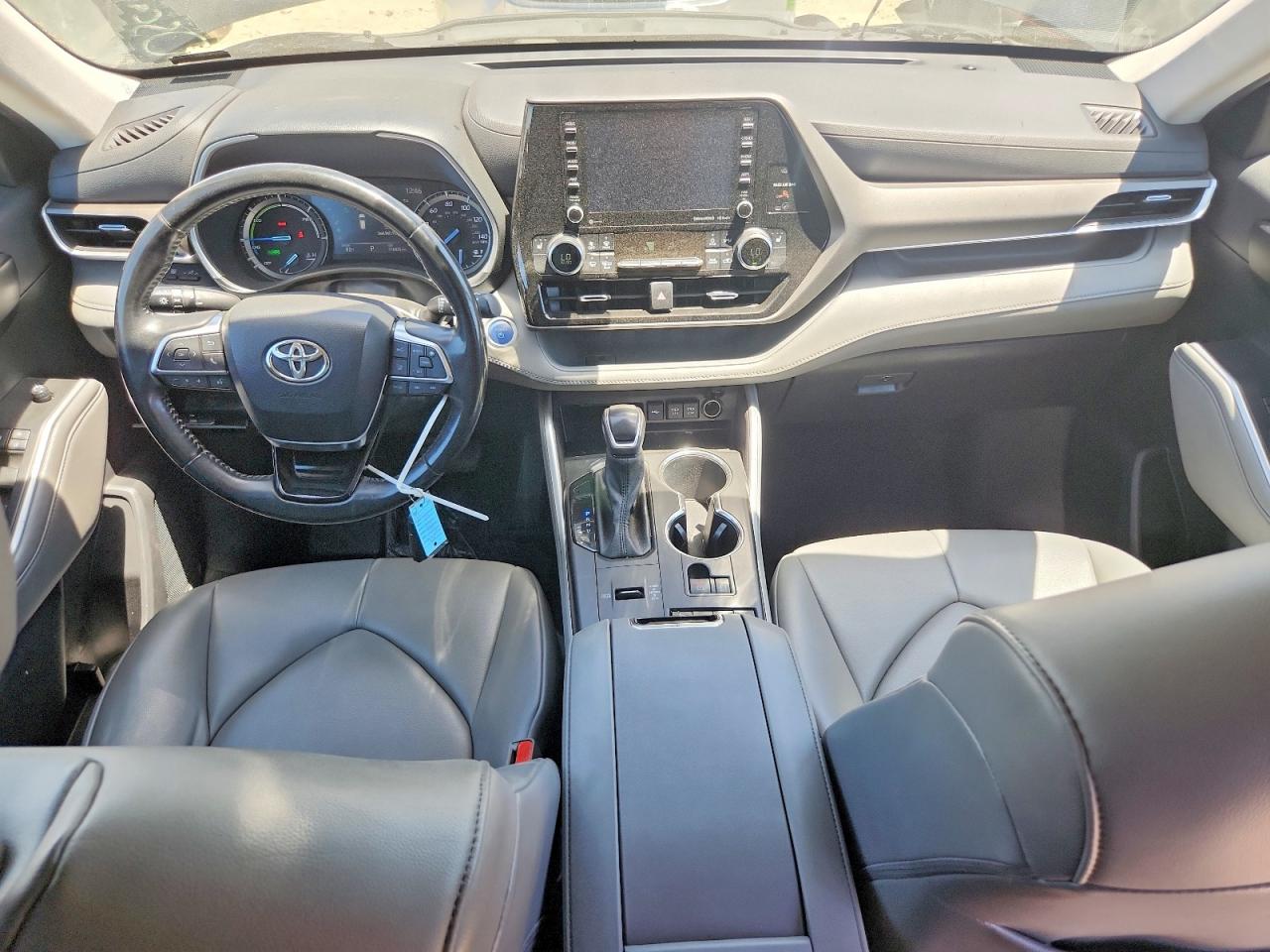 2021 TOYOTA HIGHLANDER