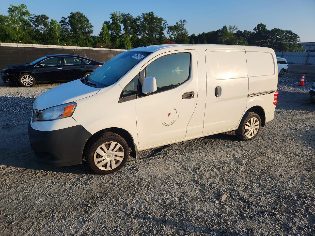 2014 NISSAN NV