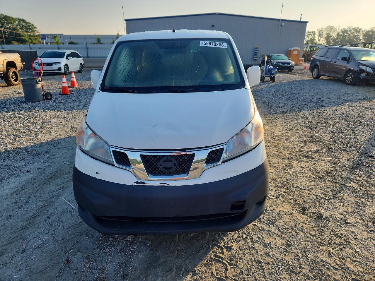2014 NISSAN NV