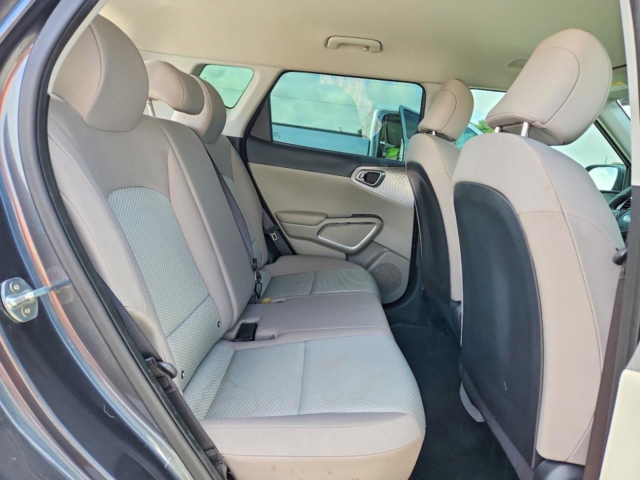 2021 KIA SOUL