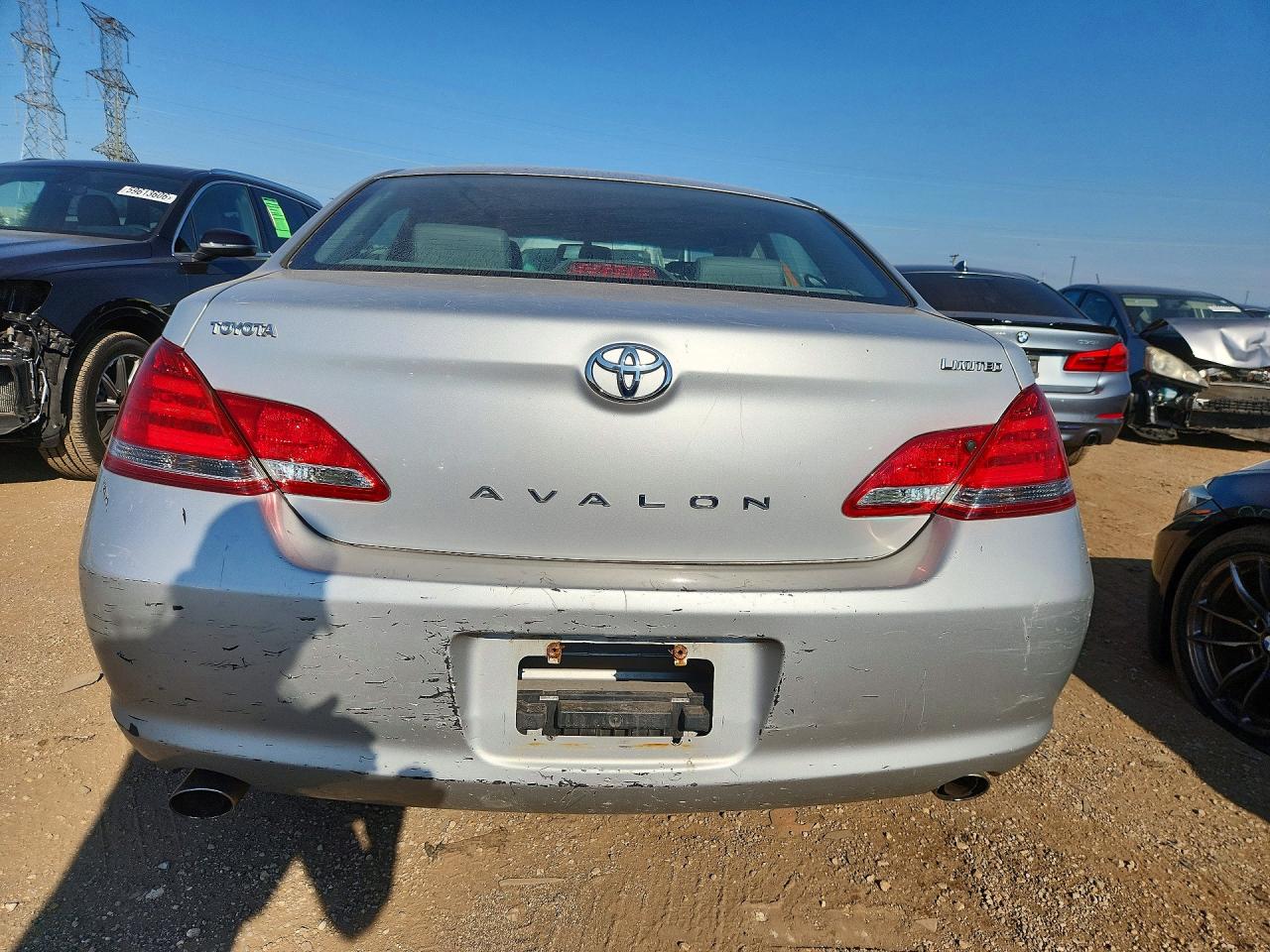 2006 TOYOTA AVALON