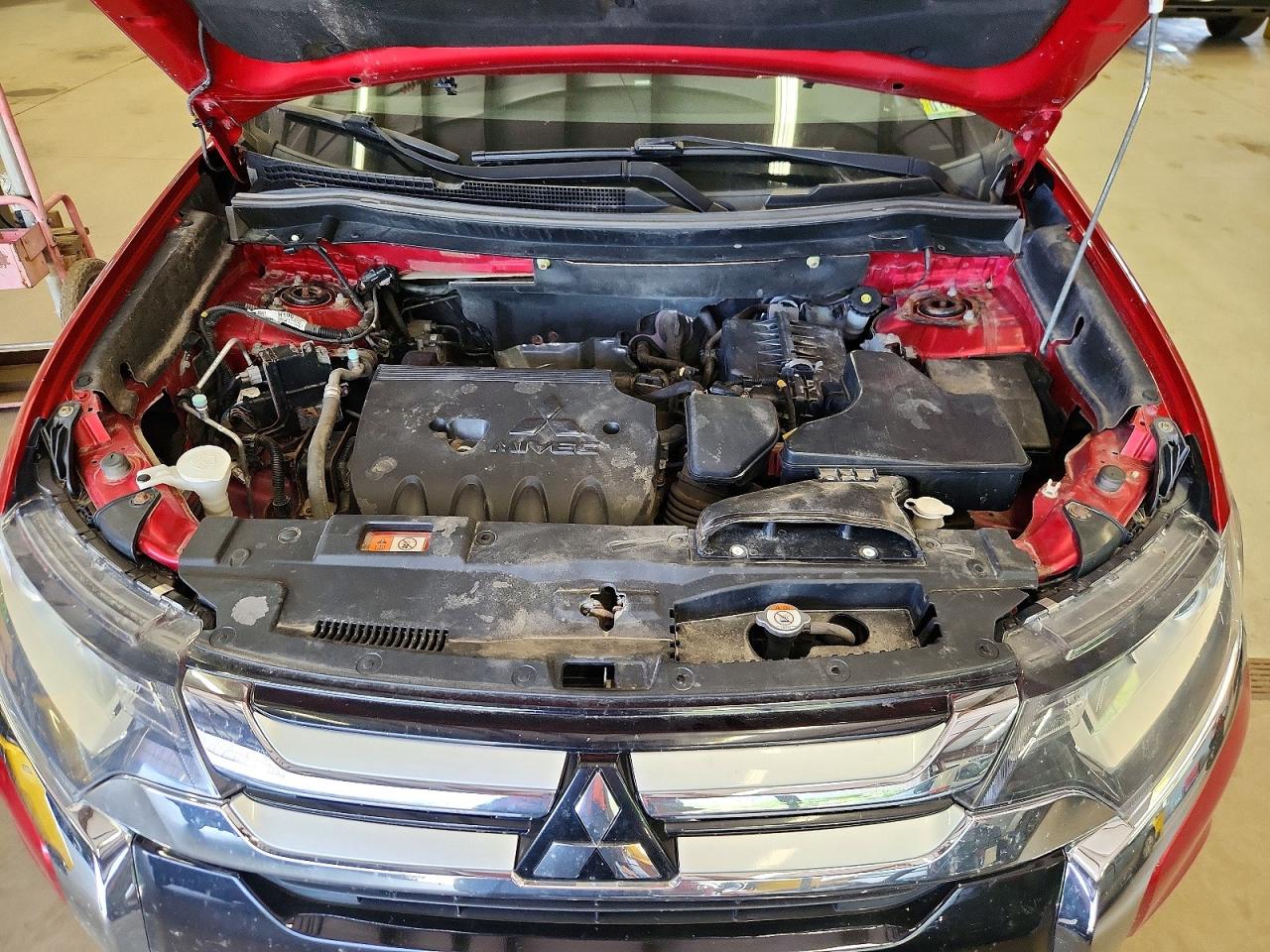 2016 MITSUBISHI OUTLANDER
