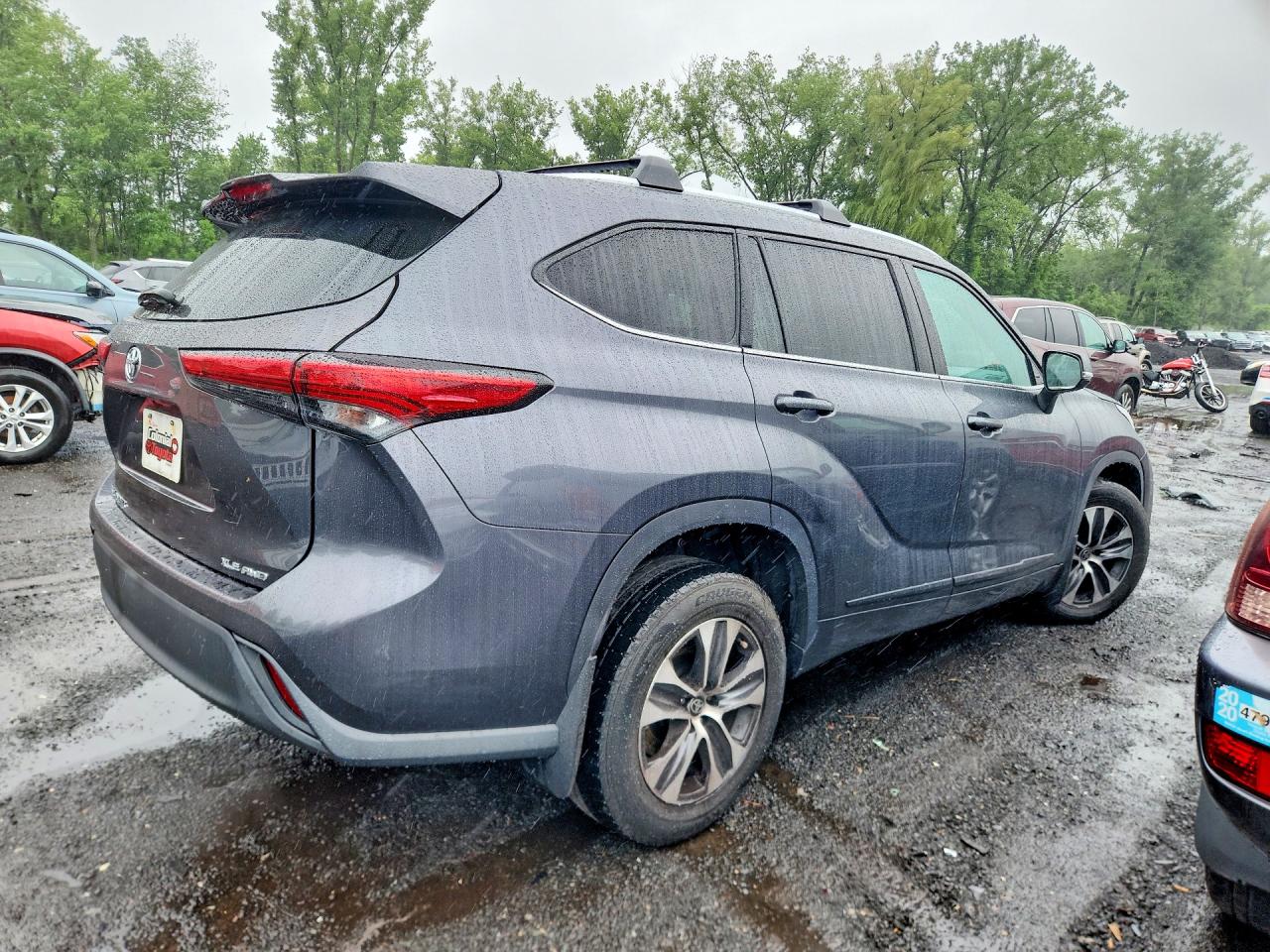 2021 TOYOTA HIGHLANDER