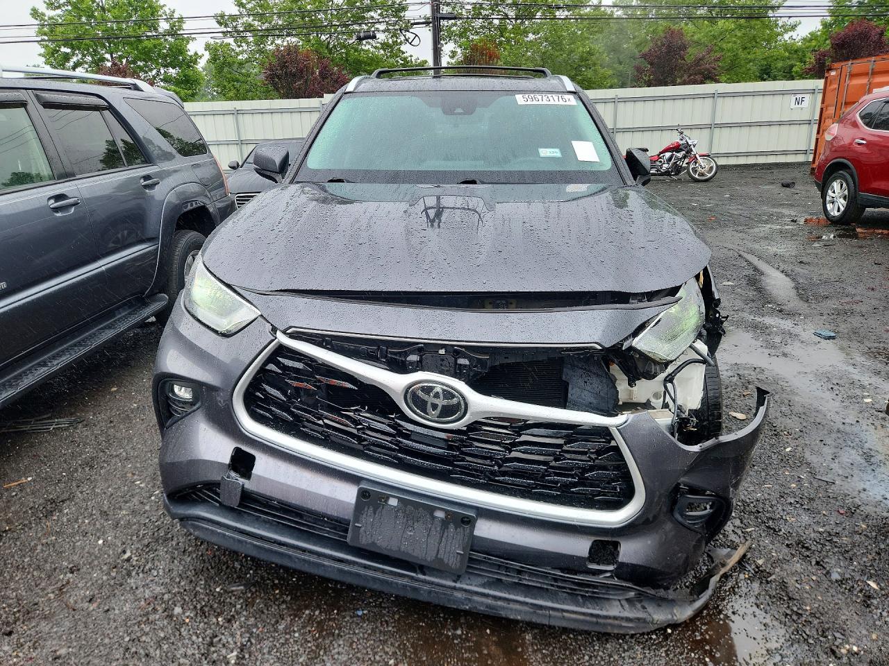 2021 TOYOTA HIGHLANDER