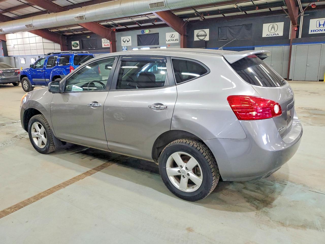 2010 NISSAN ROGUE