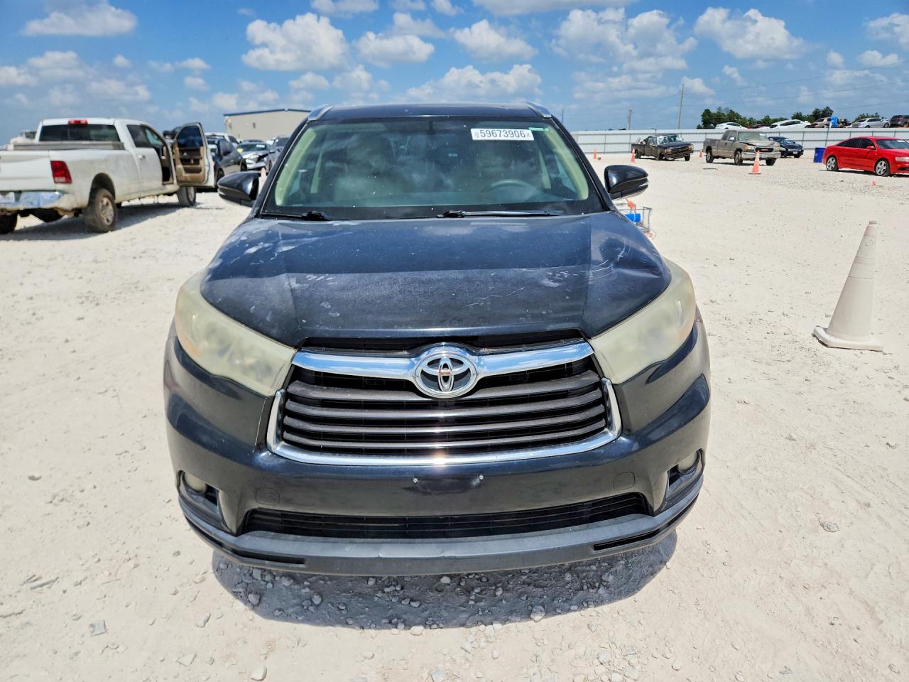 2014 TOYOTA HIGHLANDER